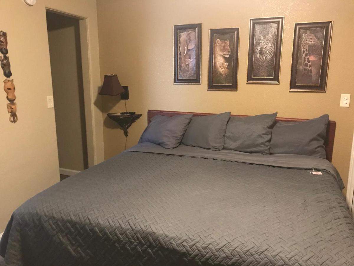 Fairmont Highland Court Motel מראה חיצוני תמונה