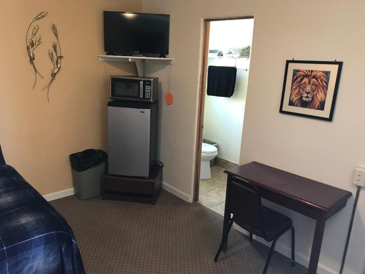 Fairmont Highland Court Motel מראה חיצוני תמונה