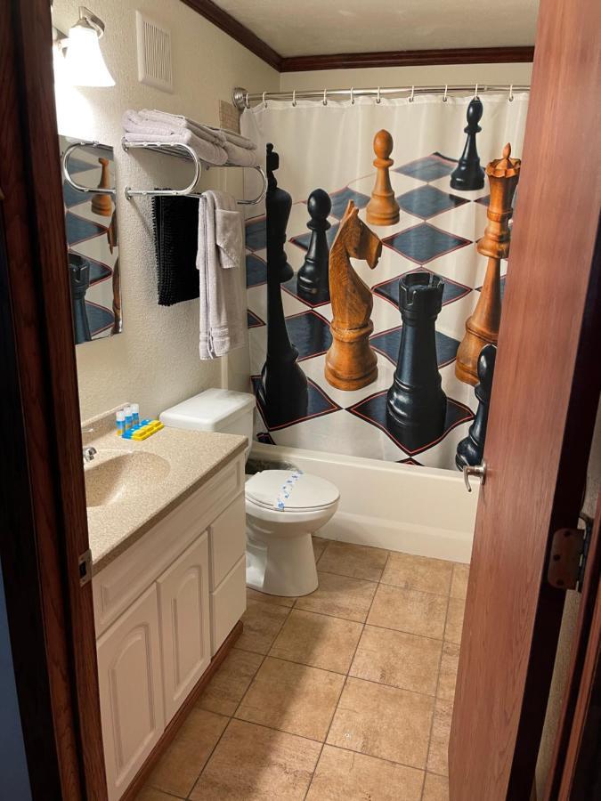 Fairmont Highland Court Motel מראה חיצוני תמונה