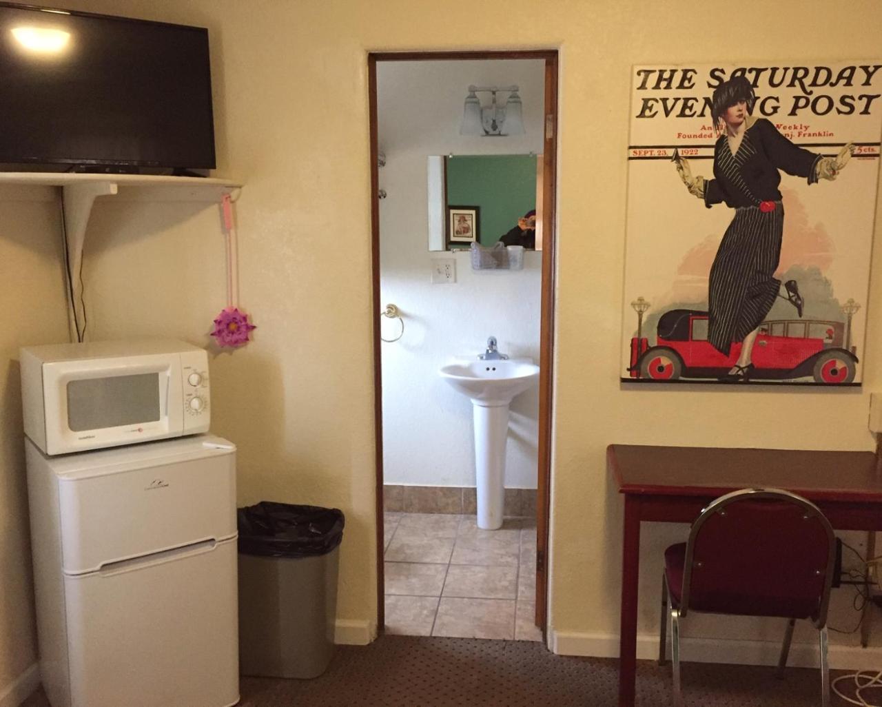Fairmont Highland Court Motel מראה חיצוני תמונה